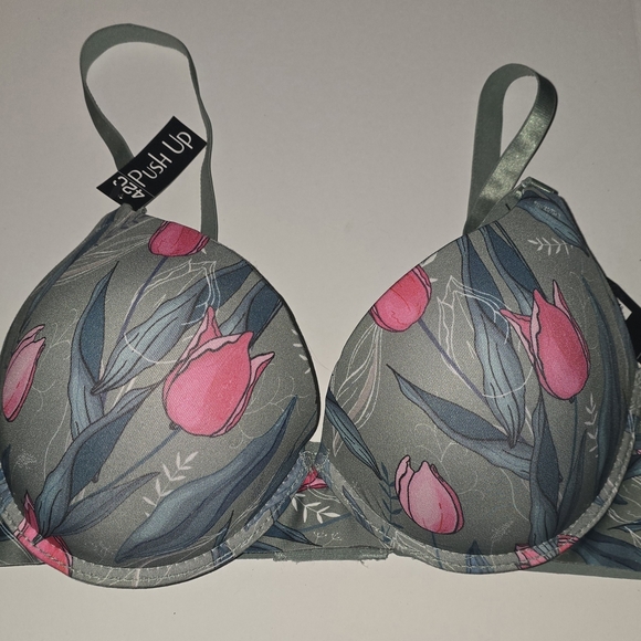 Catherine malandrino pushup bra 42C with roses design new RN# 146342 - Picture 1 of 6